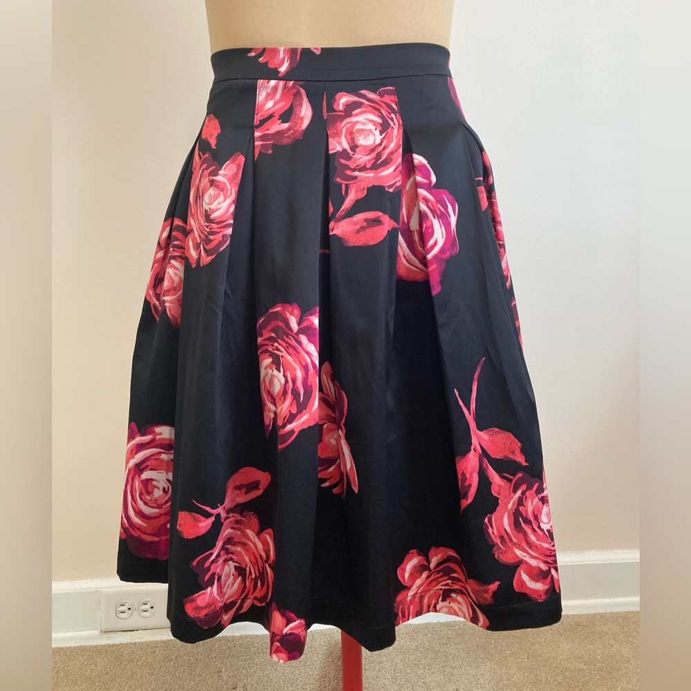 Eva Mendes for New York & Company Black and Pink Floral A-Line Skirt